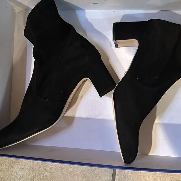 Stuart Weitzman Women's 11 Black Heel Suede Booties Classic Black Minimalist New - Picture 13 of 16